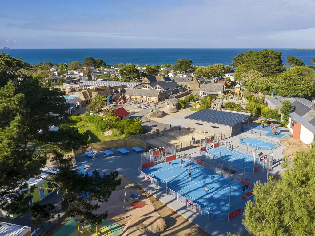 Franse Topcamping aan de Bretonse kust voor tieners en pubers