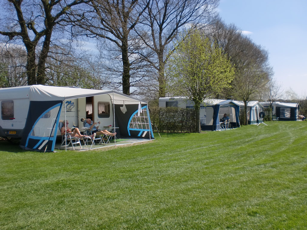 Minicamping De Wielewaal - Kamperen In Brabant - Nederland