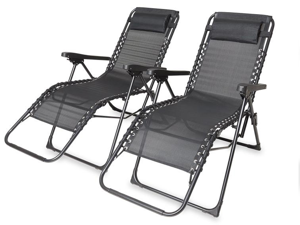 Relax stoelen voor op de camping