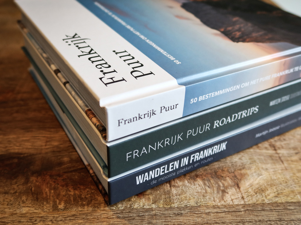 Maak kans op een set van 3 boeken Frankrijk Puur