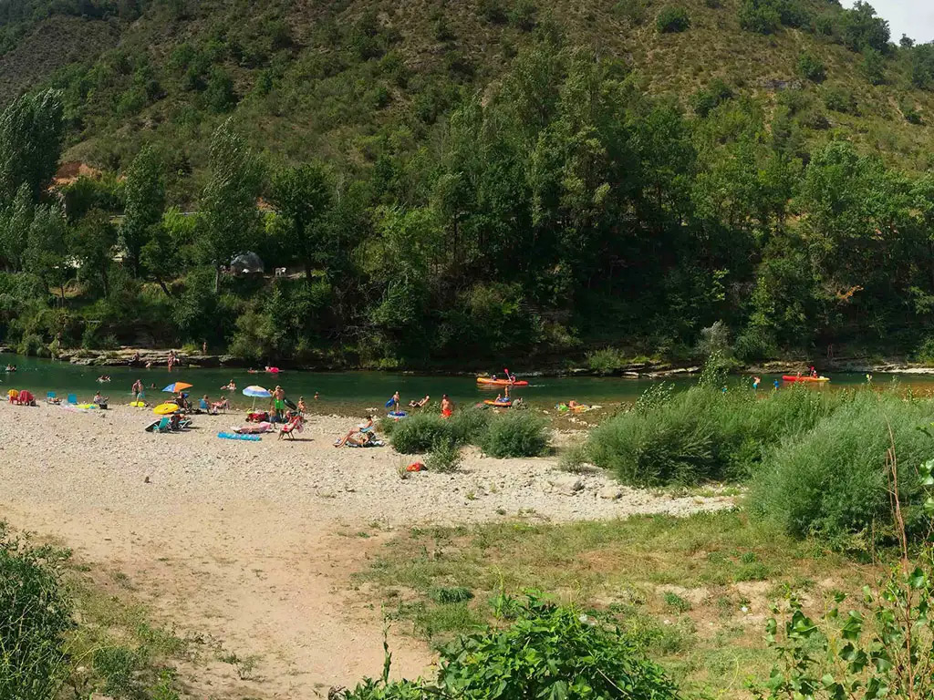 Chillen aan de Tarn op deze tienercamping in Frankrijk