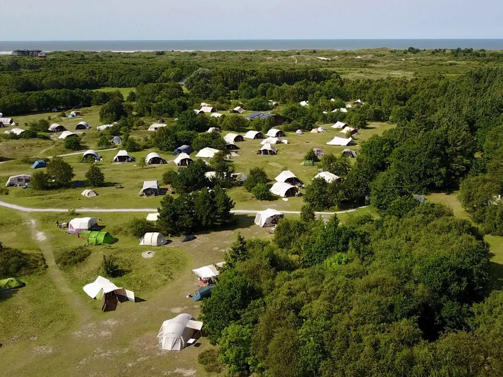 Ervaar het eilandgevoel op deze camping met een prachtig uitzicht